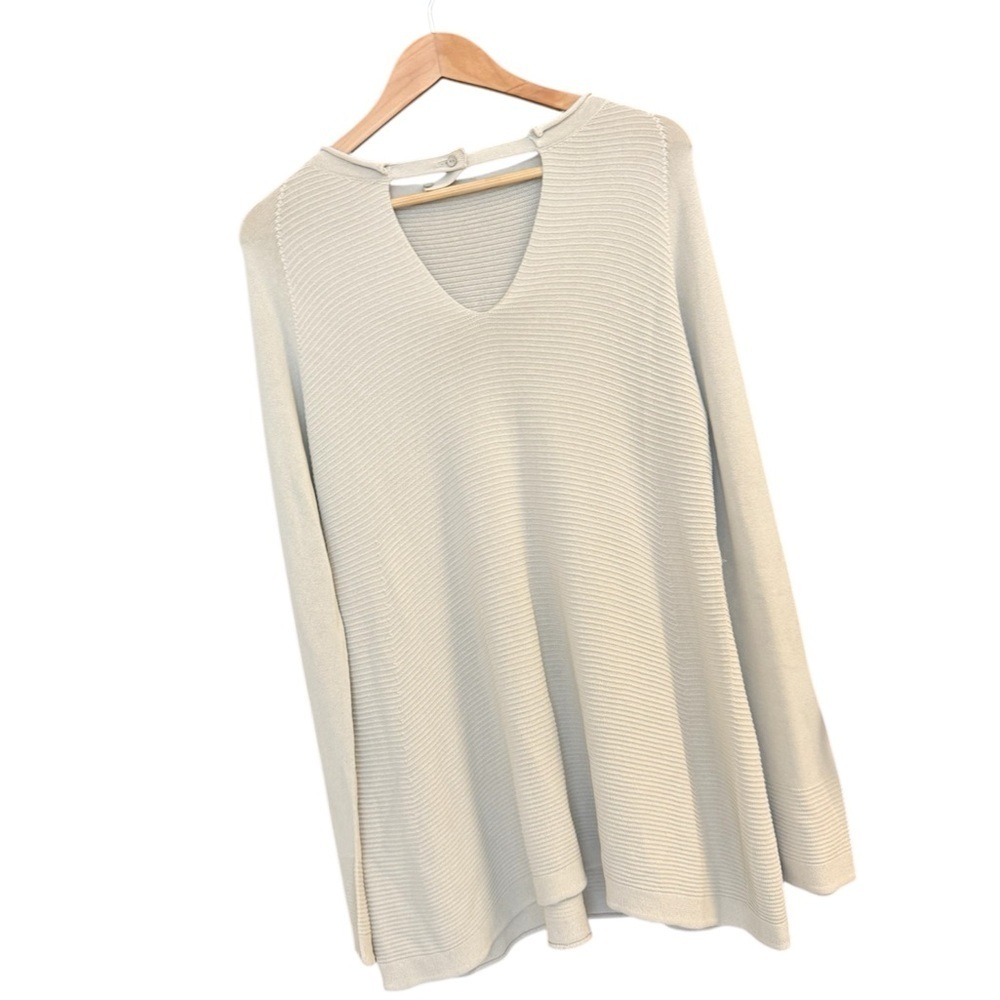 Annette Gortz M (Oversized) Great Condition Very Minor Wear V-Neck Women's Tunic
